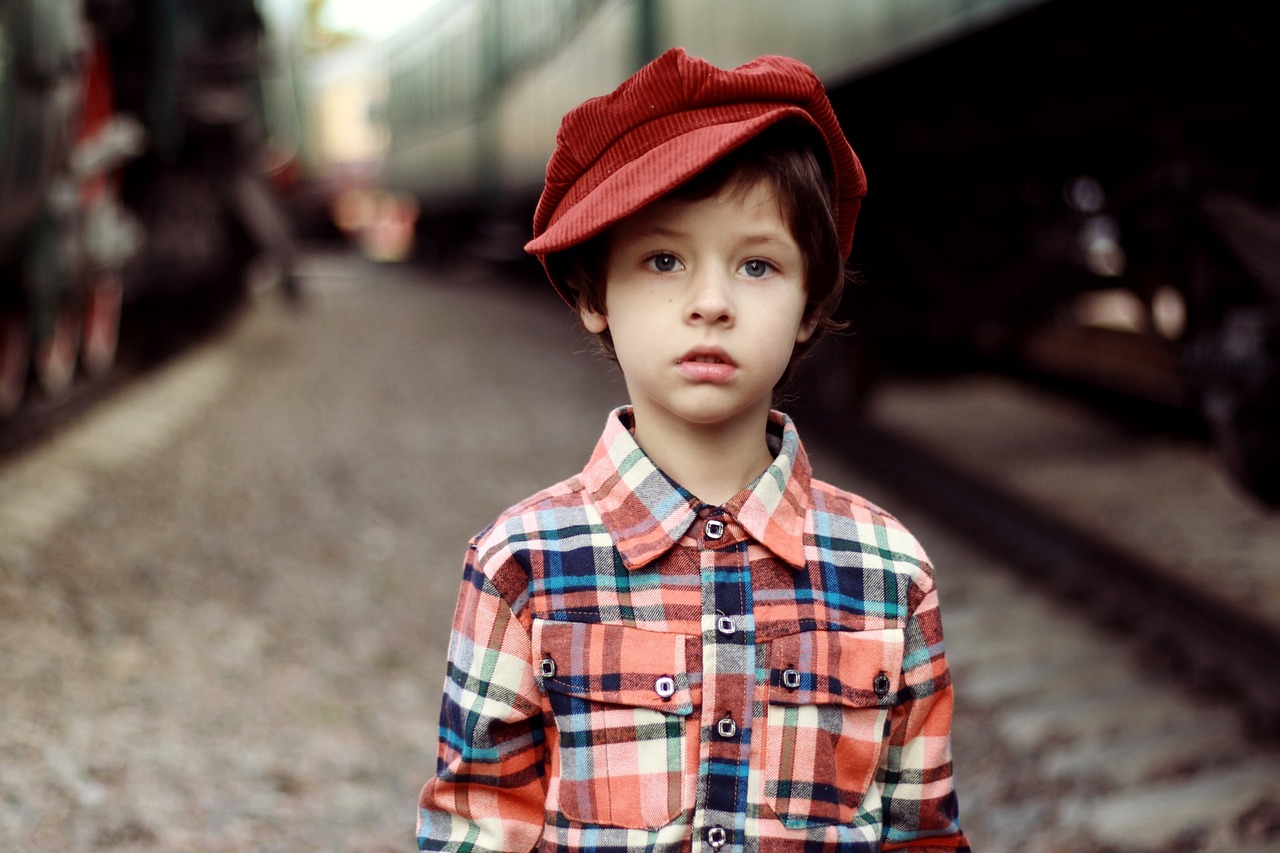 Jak zaopatrzyć własne dziecko w stylowe i pomysłowe ubrania?