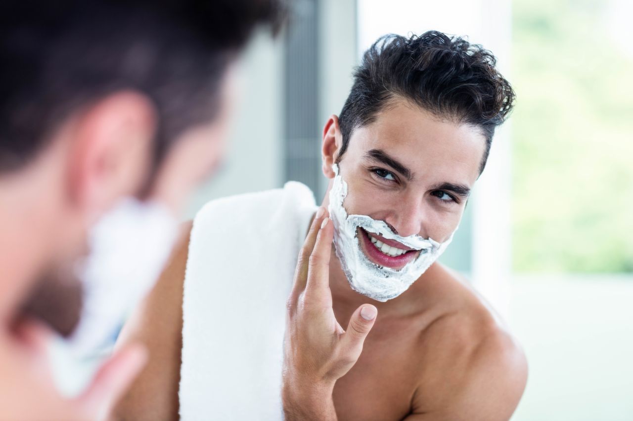Jak golić zarost bez podrażnień?